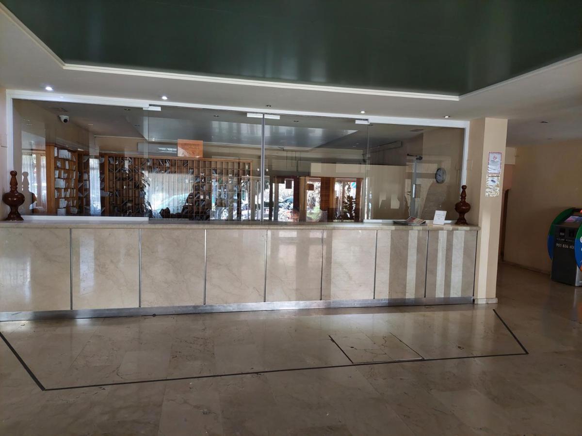 Edificio Agata Apartment Benalmadena Bagian luar foto